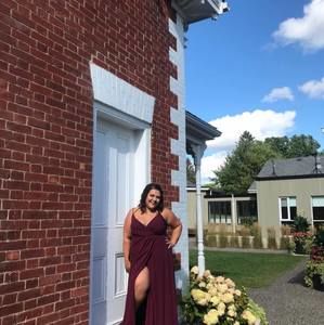 Meet your Posher, Deanna